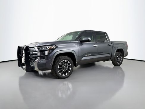 Used 2024 Toyota Tundra Limited AWD/4WD image 3