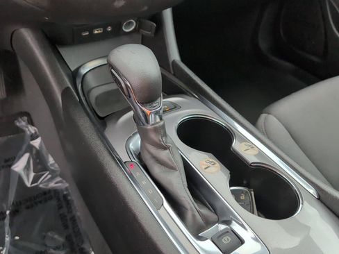 Used 2024 Chevrolet Malibu LT FWD image 20