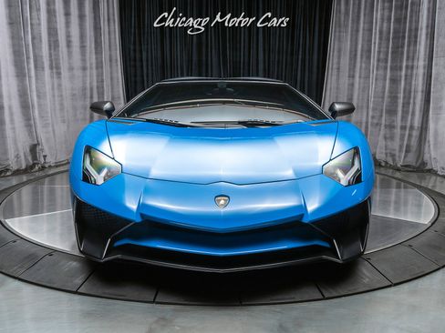 Used 2017 Lamborghini Aventador LP 750-4 Superveloce image 8