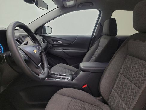 Used 2024 Chevrolet Equinox LT w/ LPO, Floor Liner Package FWD image 17
