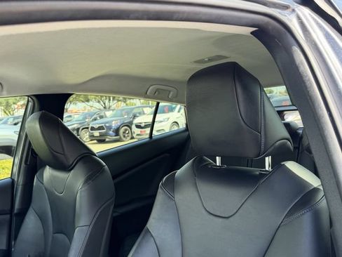 Used 2019 Toyota Prius Limited FWD image 17