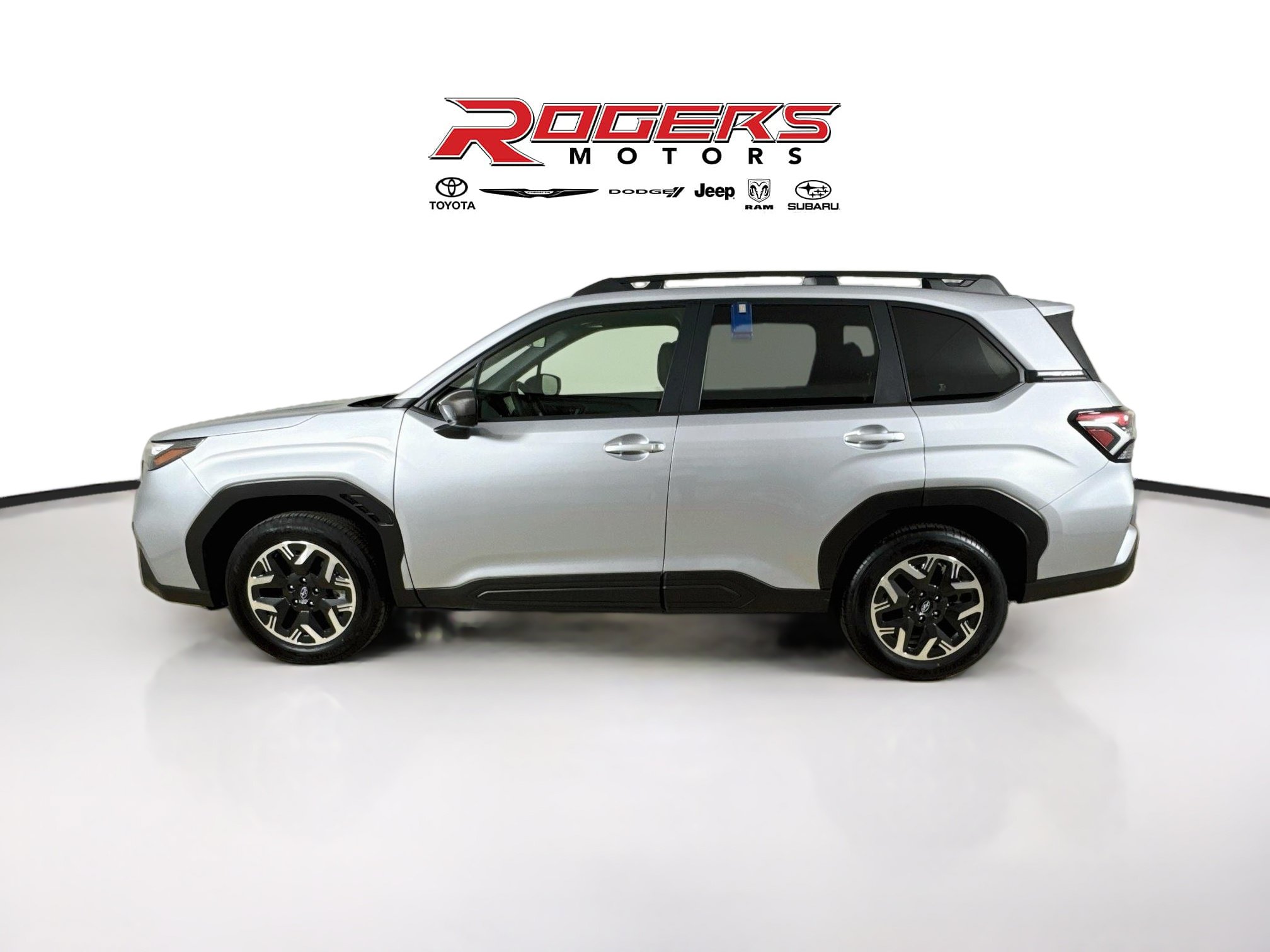 Certified 2025 Subaru Forester Premium AWD/4WD image 4