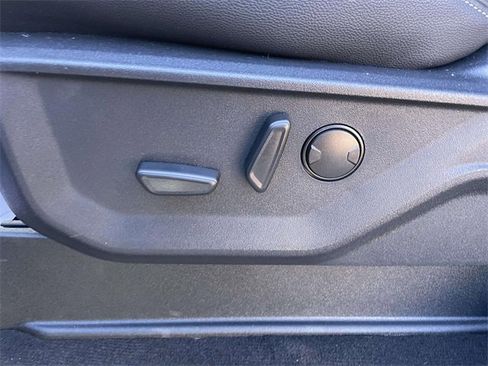 New 2026 Ford F250 Lariat w/ Black Appearance Package image 12