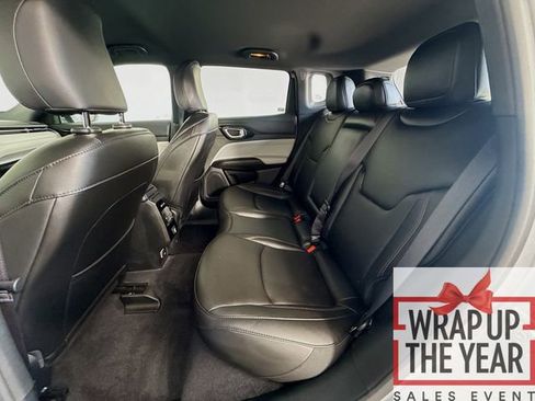 Used 2024 Jeep Compass Limited image 23