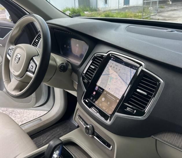 Used 2024 Volvo XC90 B5 Plus w/ Protection Package Premier AWD/4WD image 5