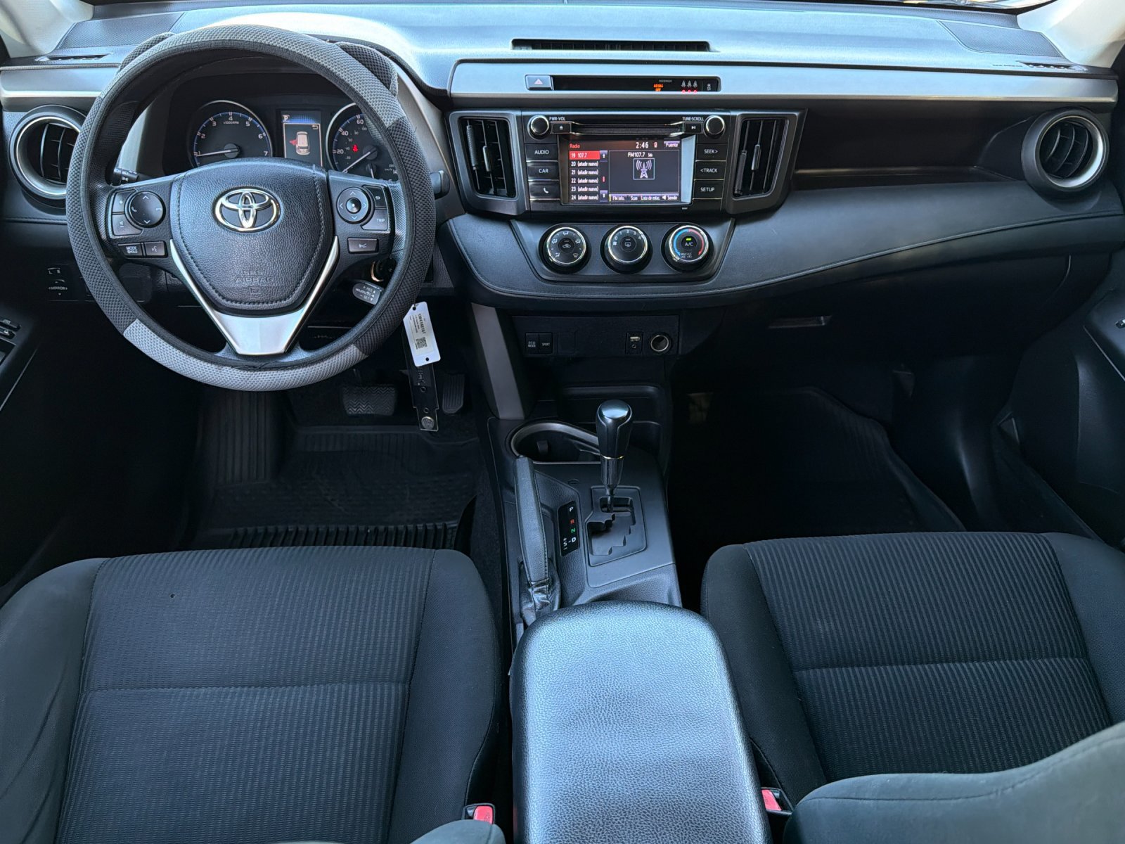 Used 2018 Toyota RAV4 LE w/ All Weather Liner Package FWD image 13
