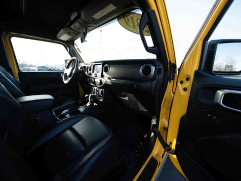 Used 2019 Jeep Wrangler Unlimited Rubicon image 26
