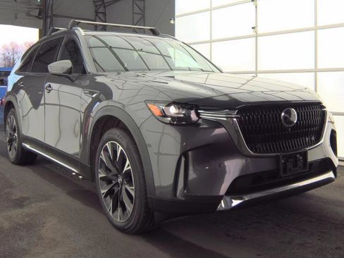 Used 2024 MAZDA CX-90 Plug-In Hybrid w/ Premium Plus image 2