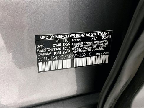 Certified 2023 Mercedes-Benz GLB 250 image 33