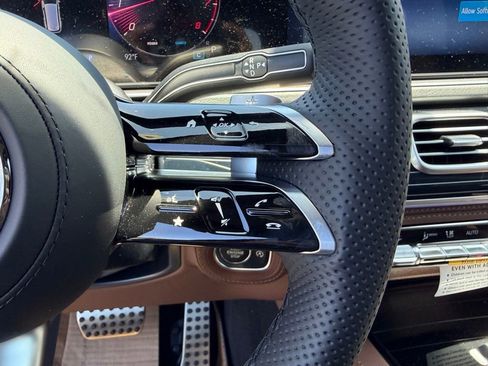 New 2026 Mercedes-Benz GLS 580 4MATIC image 23