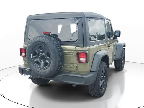 Used 2025 Jeep Wrangler Sport AWD/4WD image 6
