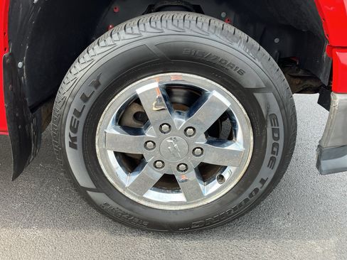 Used 2012 Chevrolet Colorado LT RWD image 12