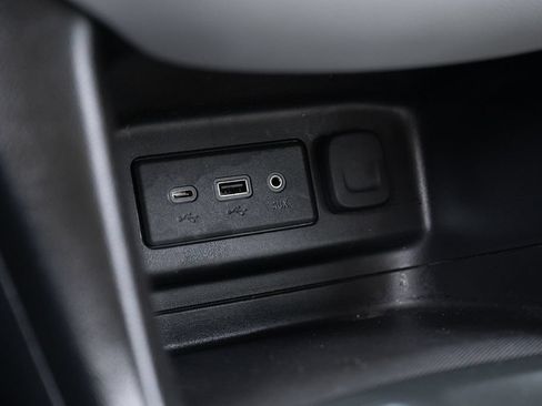 Used 2022 Chevrolet Equinox LS AWD/4WD image 33