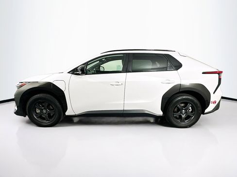 Used 2024 Toyota bZ4X XLE image 4