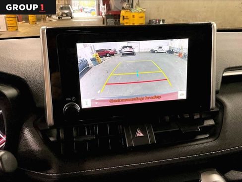 Used 2023 Toyota RAV4 LE AWD/4WD image 27