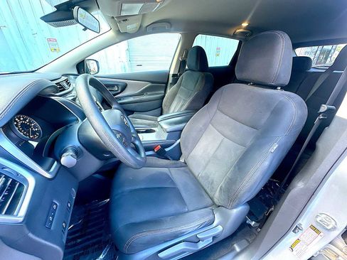 Used 2023 Nissan Murano S image 13