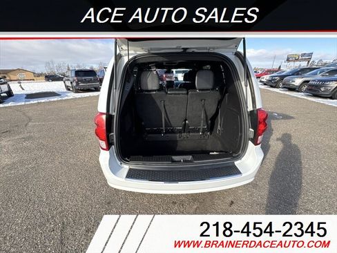 Used 2019 Dodge Grand Caravan GT FWD image 11
