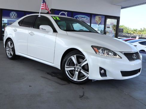 Used 2012 Lexus IS 350 w/ Premium Pkg Value Edition RWD image 3