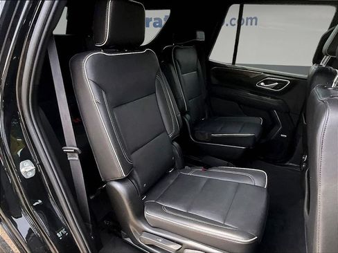 Used 2021 Chevrolet Tahoe Premier w/ Premium Package AWD/4WD image 28
