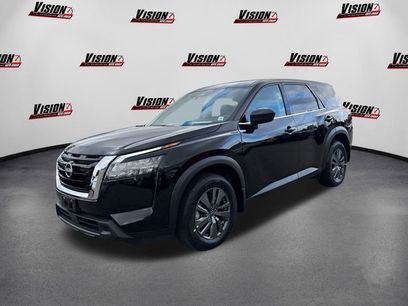New 2025 Nissan Pathfinder S