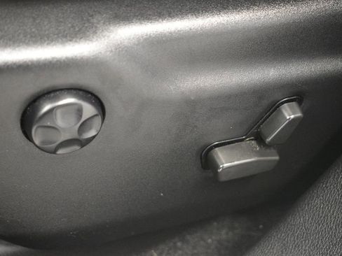 Used 2021 Jeep Grand Cherokee Altitude image 42