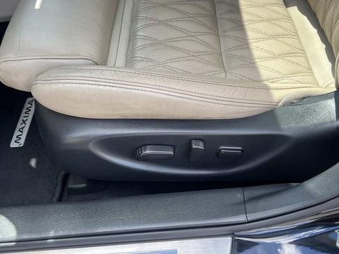 Used 2023 Nissan Maxima Platinum w/ Sport Mat Group FWD image 17