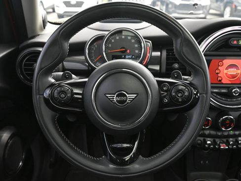 Used 2020 MINI Cooper S image 13