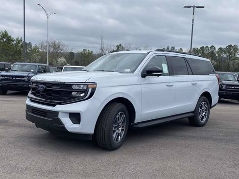 New 2026 Ford Expedition Max Active RWD image 7