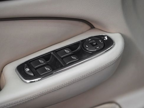 Used 2006 Jaguar XJ Vanden Plas RWD image 33