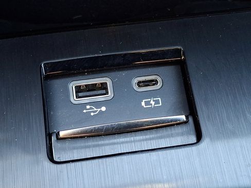 Certified 2023 Lexus ES 350 w/ Premium Package image 26