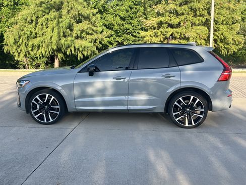 Used 2024 Volvo XC60 B5 Ultimate w/ Protection Package Premier AWD/4WD image 6