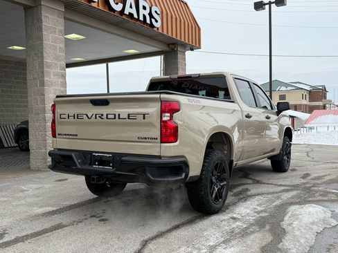 Used 2023 Chevrolet Silverado 1500 Custom Trail Boss w/ LPO, Dark Essentials Package image 4