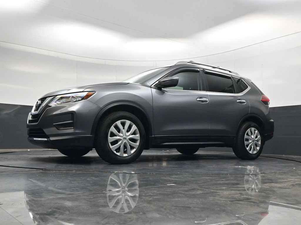 Used 2017 Nissan Rogue S w/ S Appearance Package FWD image 26