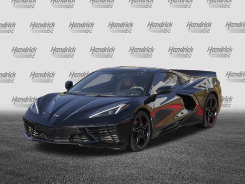 Used 2021 Chevrolet Corvette Stingray Preferred Cpe w/ 2LT image 5