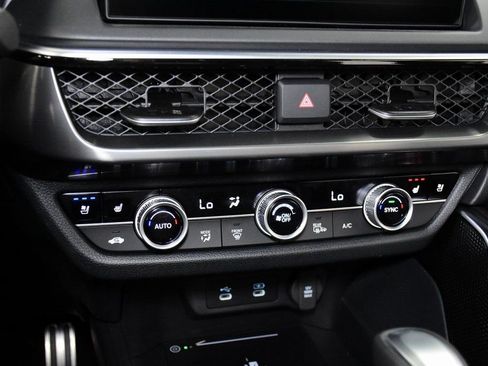 Used 2025 Acura ADX A-Spec image 19