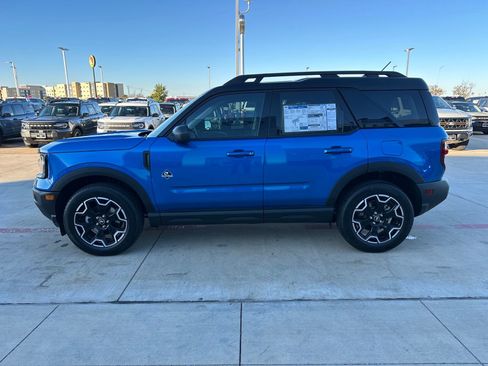 New 2025 Ford Bronco Sport Outer Banks image 2