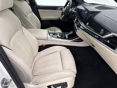 Used 2024 BMW X7 xDrive40i w/ Executive Package AWD/4WD image 31