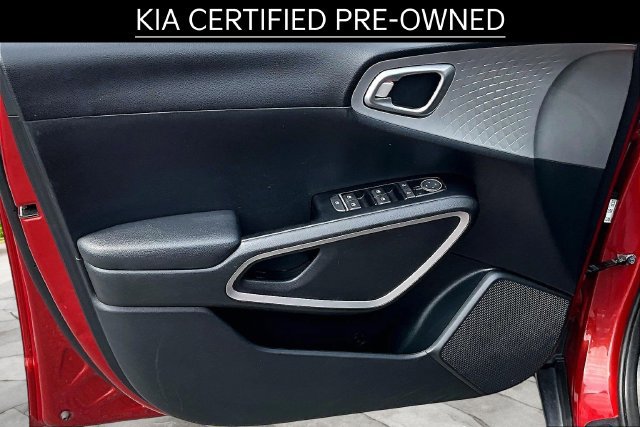 Certified 2024 Kia Soul LX w/ LX Technology Package FWD image 21
