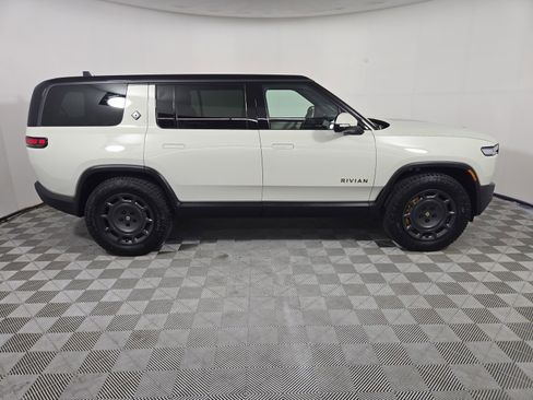 Used 2025 Rivian R1S Adventure AWD/4WD image 6