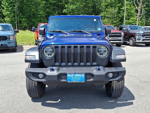 Used 2020 Jeep Wrangler Unlimited Sport AWD/4WD image 2