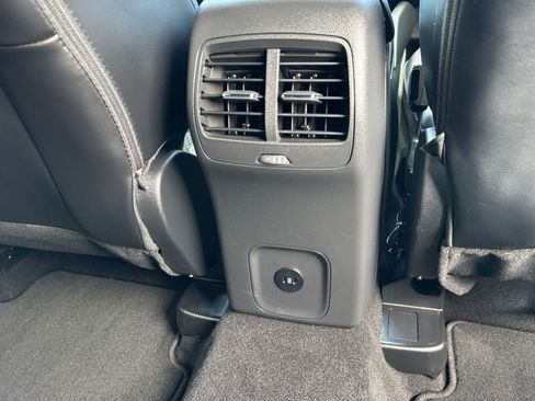 Used 2025 Ford Escape ST-Line AWD/4WD image 33