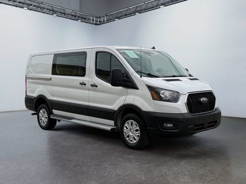 Used 2024 Ford Transit 250 Low Roof w/ Exterior Upgrade Package RWD image 3