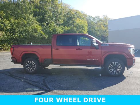 Used 2021 GMC Sierra 2500 AT4 image 3