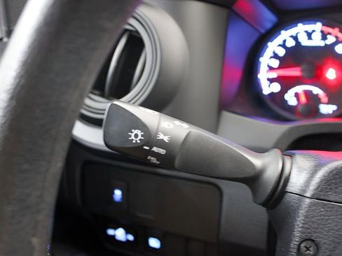 Used 2021 Toyota Tacoma SR image 23