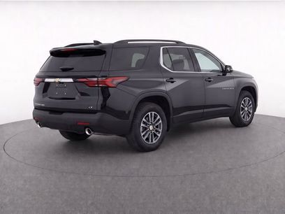 Used 2023 Chevrolet Traverse LT