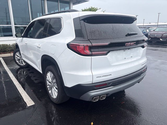 Used 2026 GMC Acadia Elevation w/ Elevation Premium Package FWD image 6