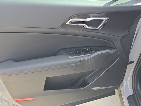 New 2026 Kia Sportage EX AWD/4WD image 18
