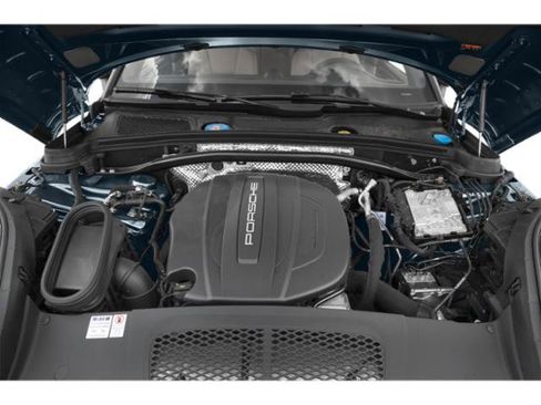 Used 2021 Porsche Macan S AWD/4WD image 12