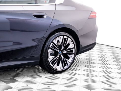 Certified 2026 BMW 540i xDrive AWD/4WD image 36