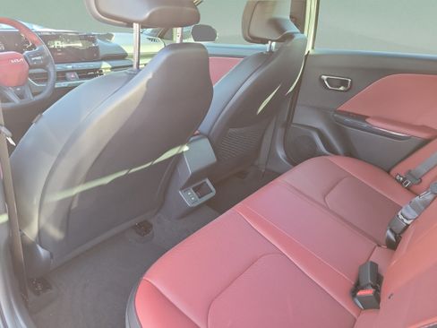New 2026 Kia K4 GT-Line FWD image 9